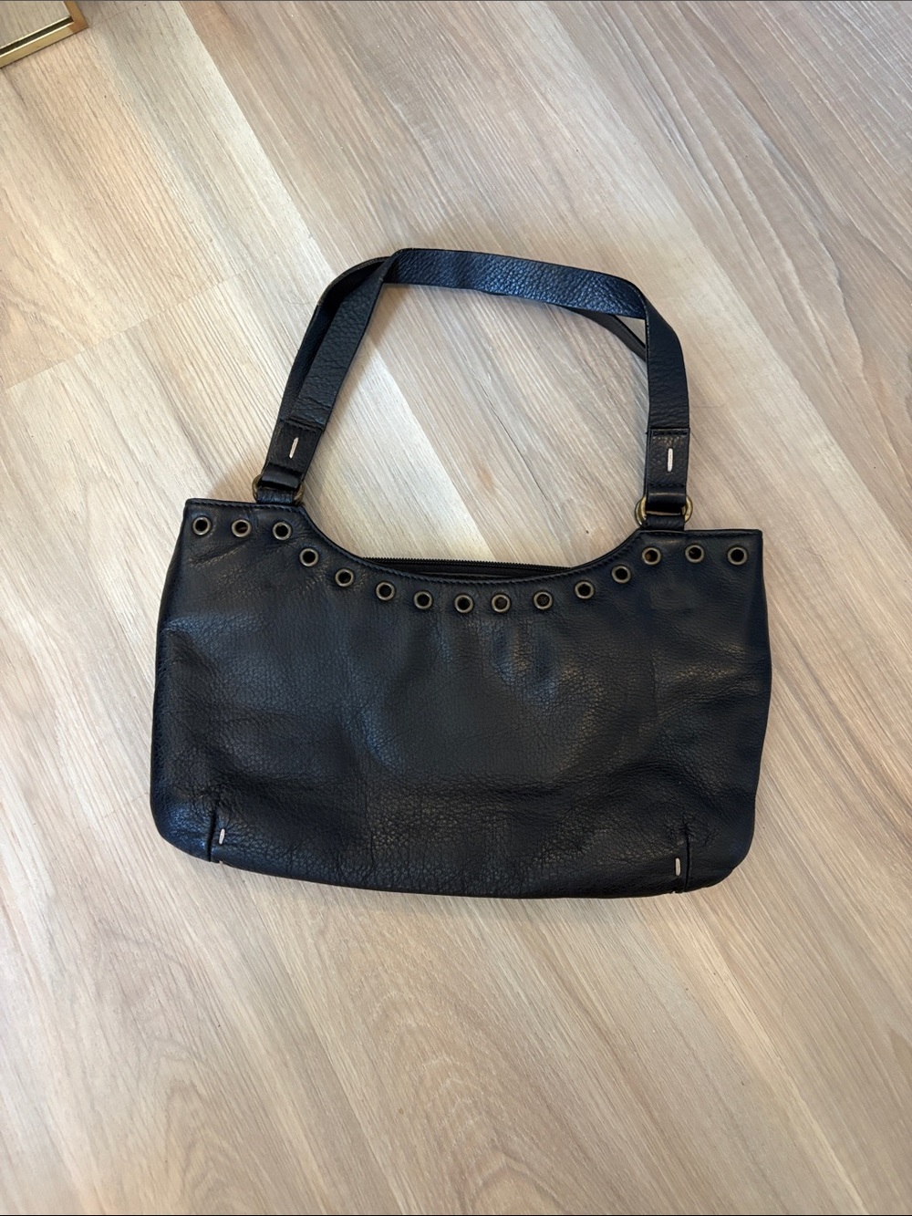 Danier Leather Y2K shoulder purse